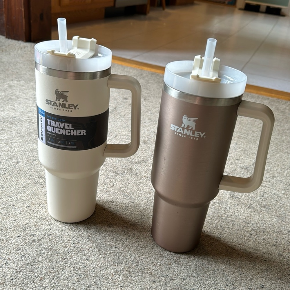 Stanley 40oz Travel Quencher Set